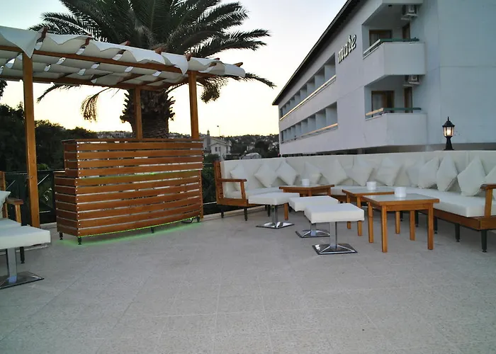 Ξενοδοχείο Mare 3*